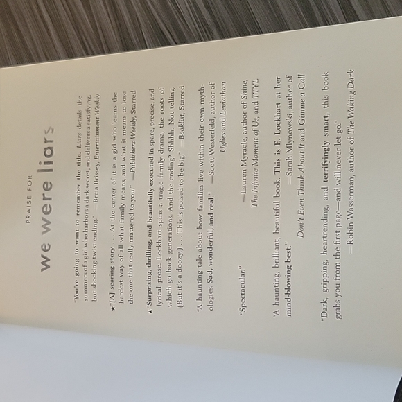 We Were Liars book by E. Lockhart - Picture 4 of 5